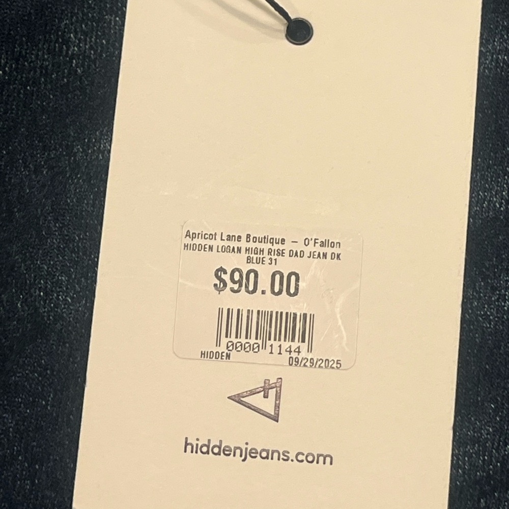 Hidden Logan High Rise Dad Jean Dark Wash NWT Size 31 - Picture 5 of 8